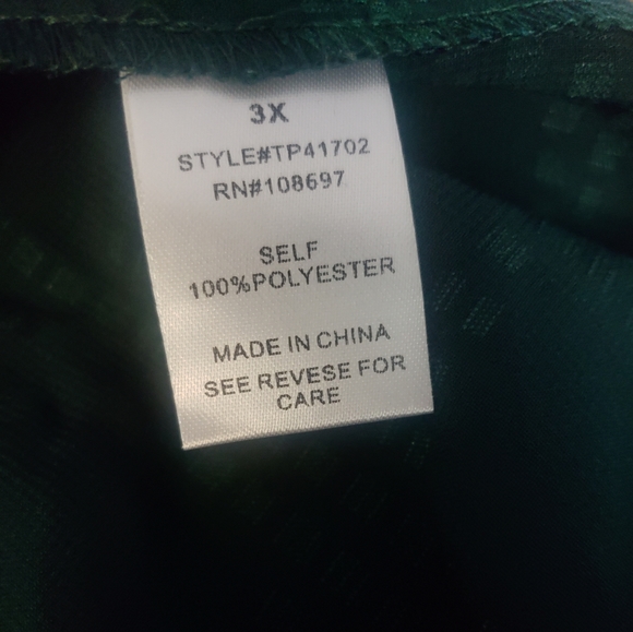 ALICEBLUE Green Top with Faux Pearl Size 3X NWT - Picture 13 of 13